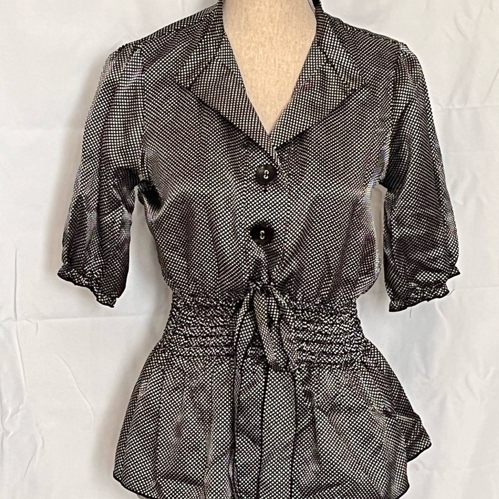 Charlotte Russe Black and White Polka Dot EUC business casual blouse buttons